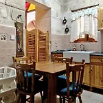 Traditional House Of Character - 6 Guests Max Apartment Rabat