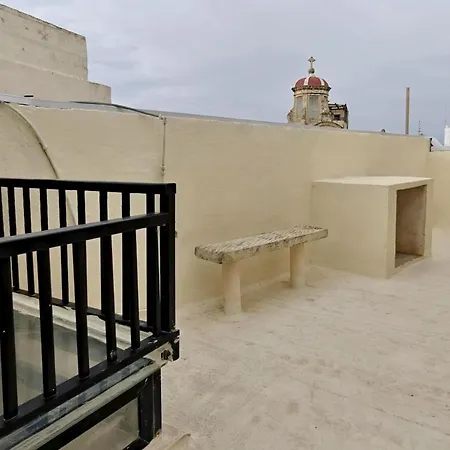 Traditional House Of Character - 6 Guests Max Daire *