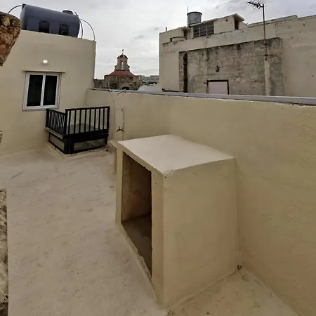 Traditional House Of Character - 6 Guests Max Апартаменты *