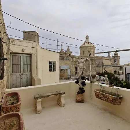 Traditional House Of Character - 6 Guests Max *