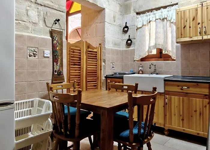 Traditional House Of Character - 6 Guests Max Appartamento Rabat